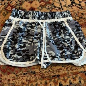Athletic short